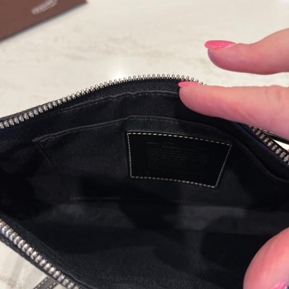 Coach Crossbody - Picture 6 of 7